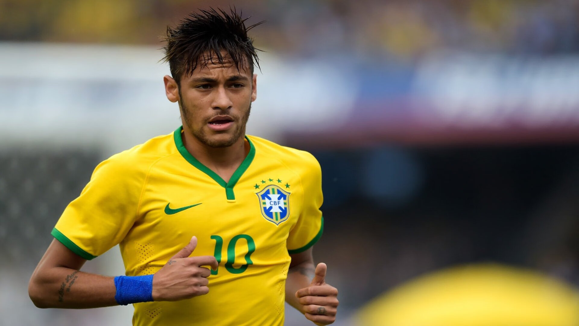 西甲：巴塞罗那4-1战胜奥萨苏纳，莱万再次打入关键球，西甲 巴塞罗那