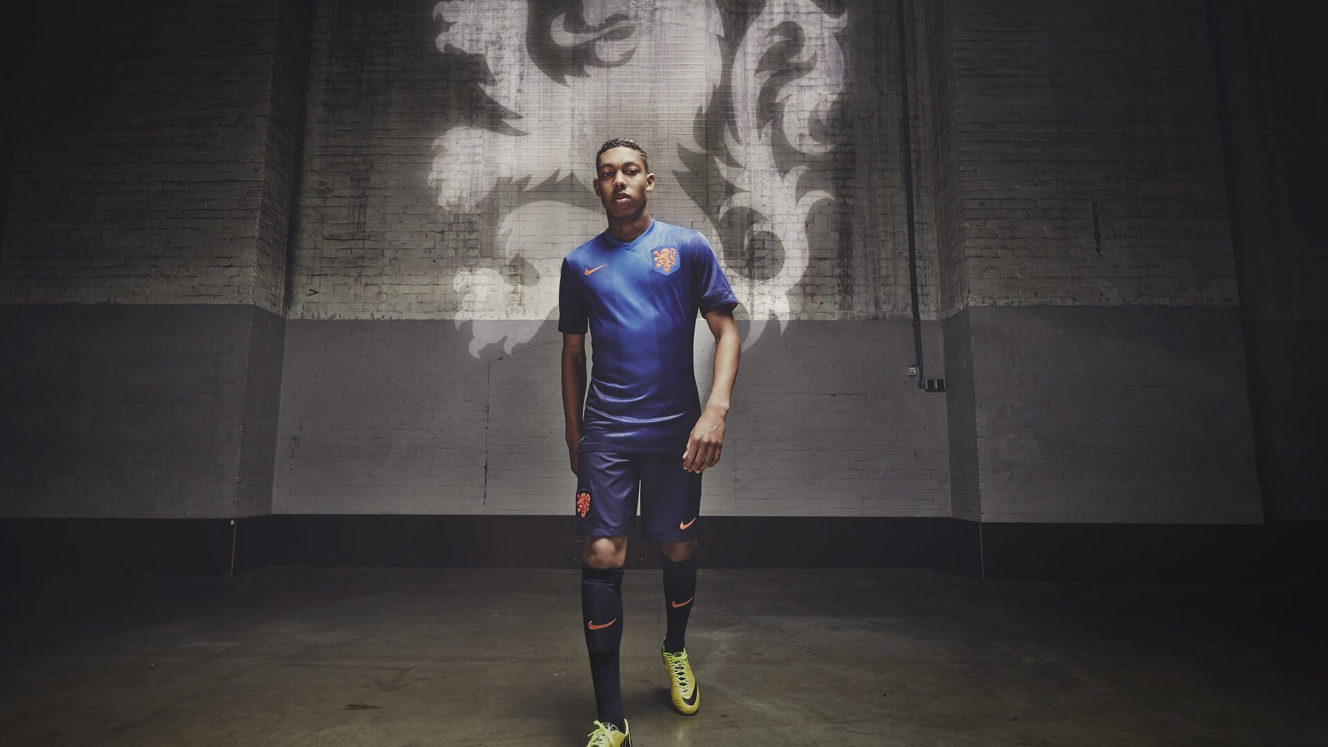 ky体育-球队管理变革，新一代领队如何塑造未来球队？，球队领队是领导吗